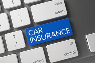 Discounts on auto insurance for 20 year old women